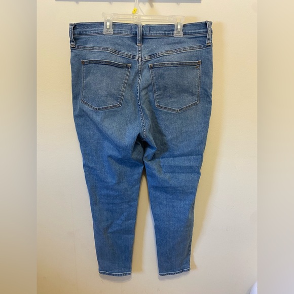 Madewell 10” Roadtripper jeans medium wash 30P - Picture 3 of 4